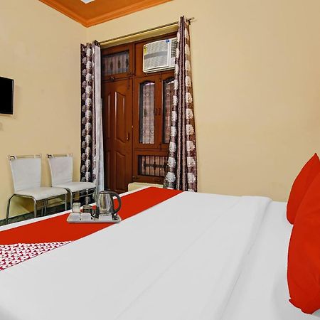 Oyo Galaxy Plaza Hotell Ghaziabad Eksteriør bilde