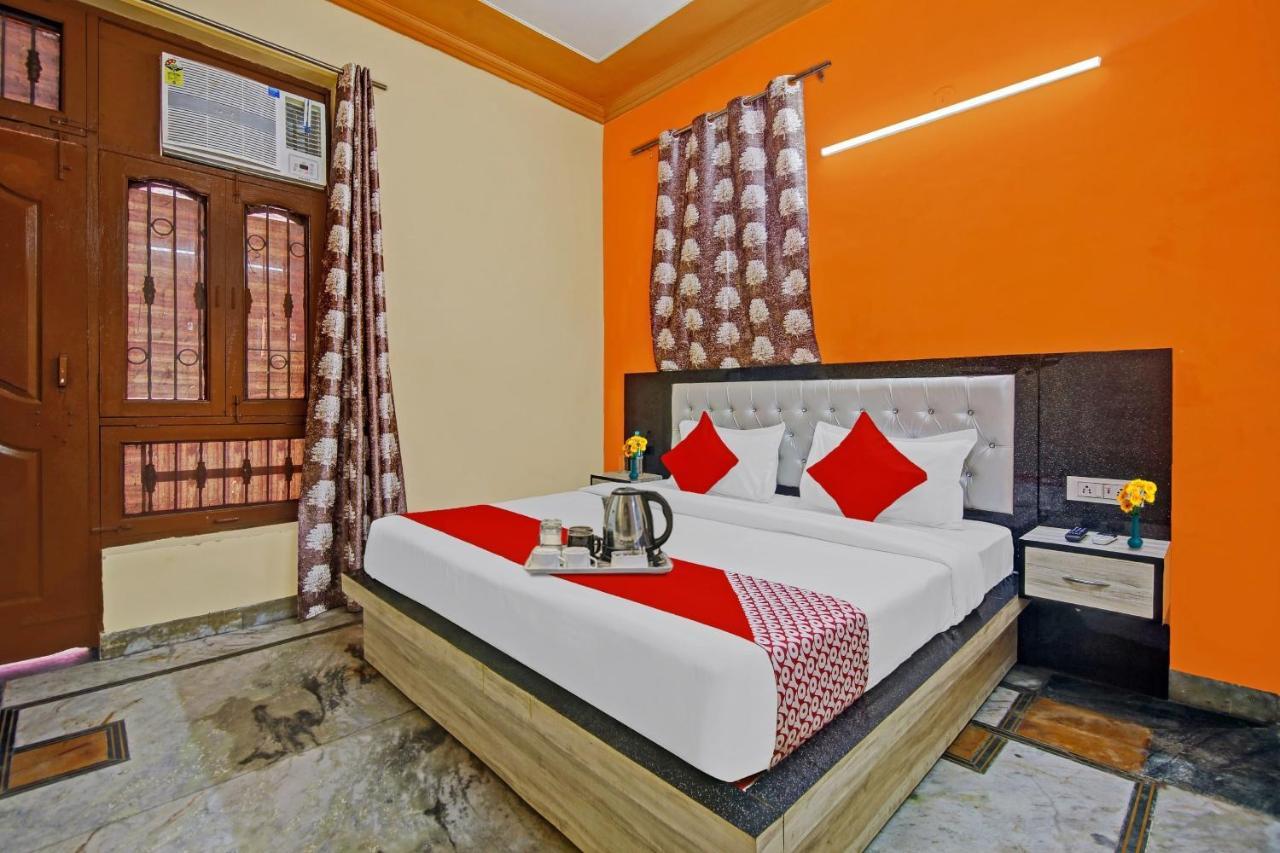 Oyo Galaxy Plaza Hotell Ghaziabad Eksteriør bilde