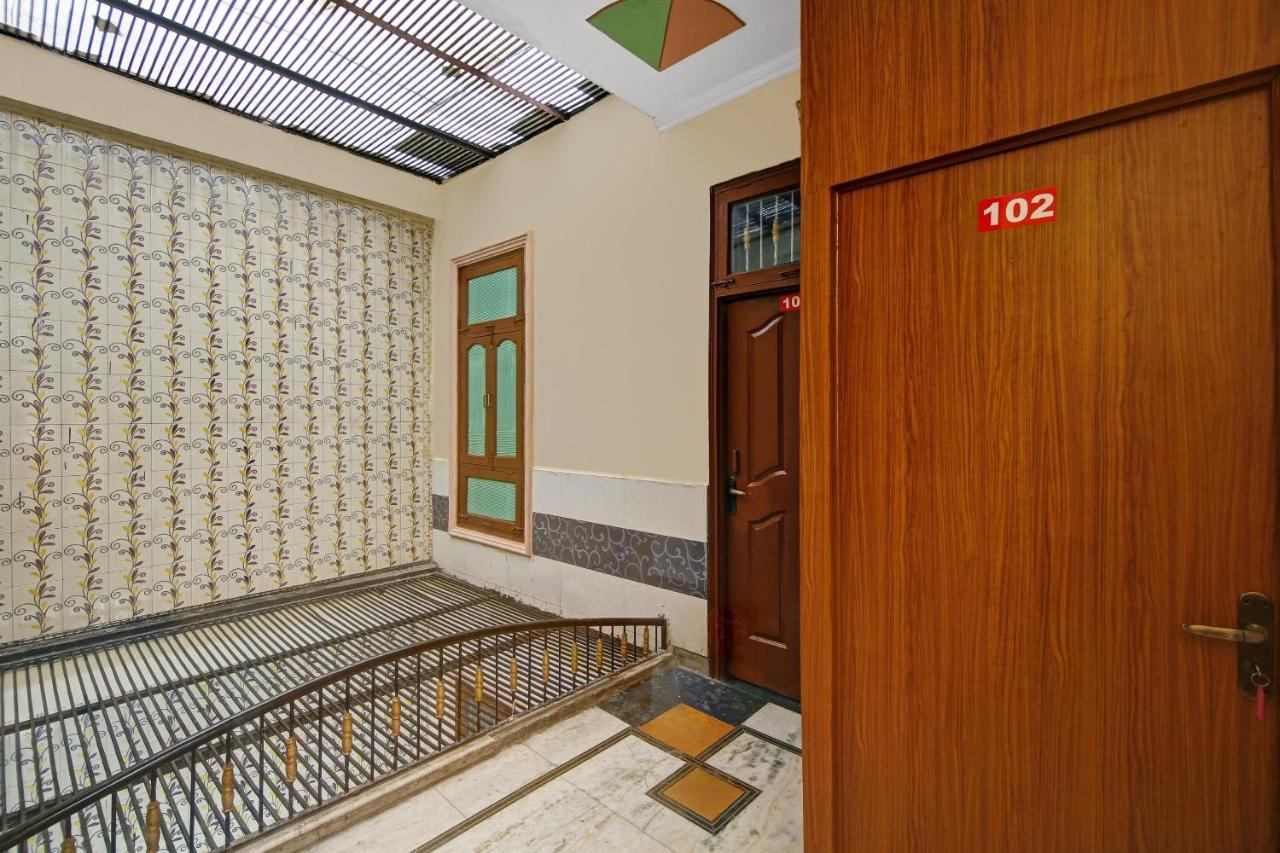 Oyo Galaxy Plaza Hotell Ghaziabad Eksteriør bilde